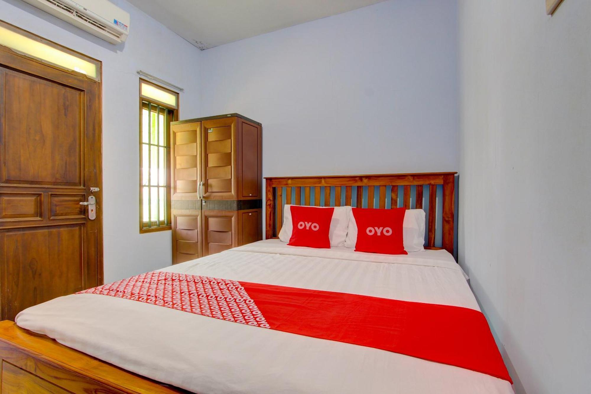 Super Oyo 93012 Griya Kencana Asri Syariah Lawean Exteriér fotografie